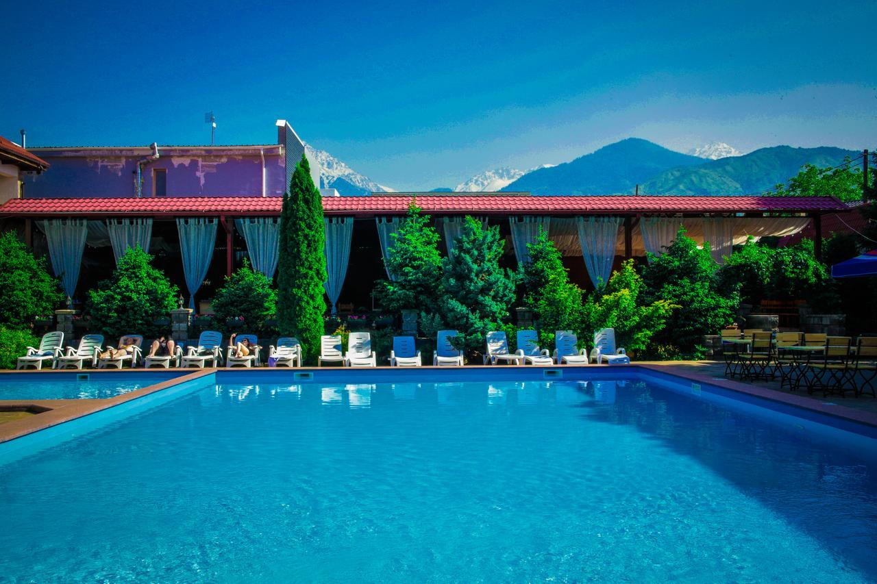 Stary Melnik Hotel Almatý Exterior foto